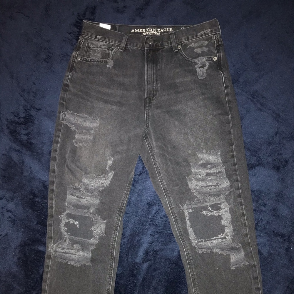 American Eagle mom jeans